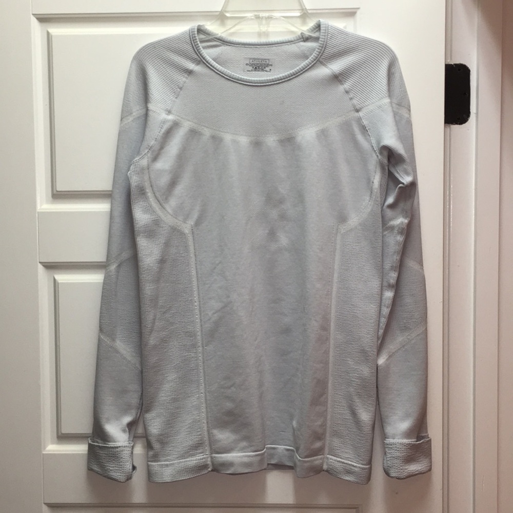 Athleta Women’s work out top